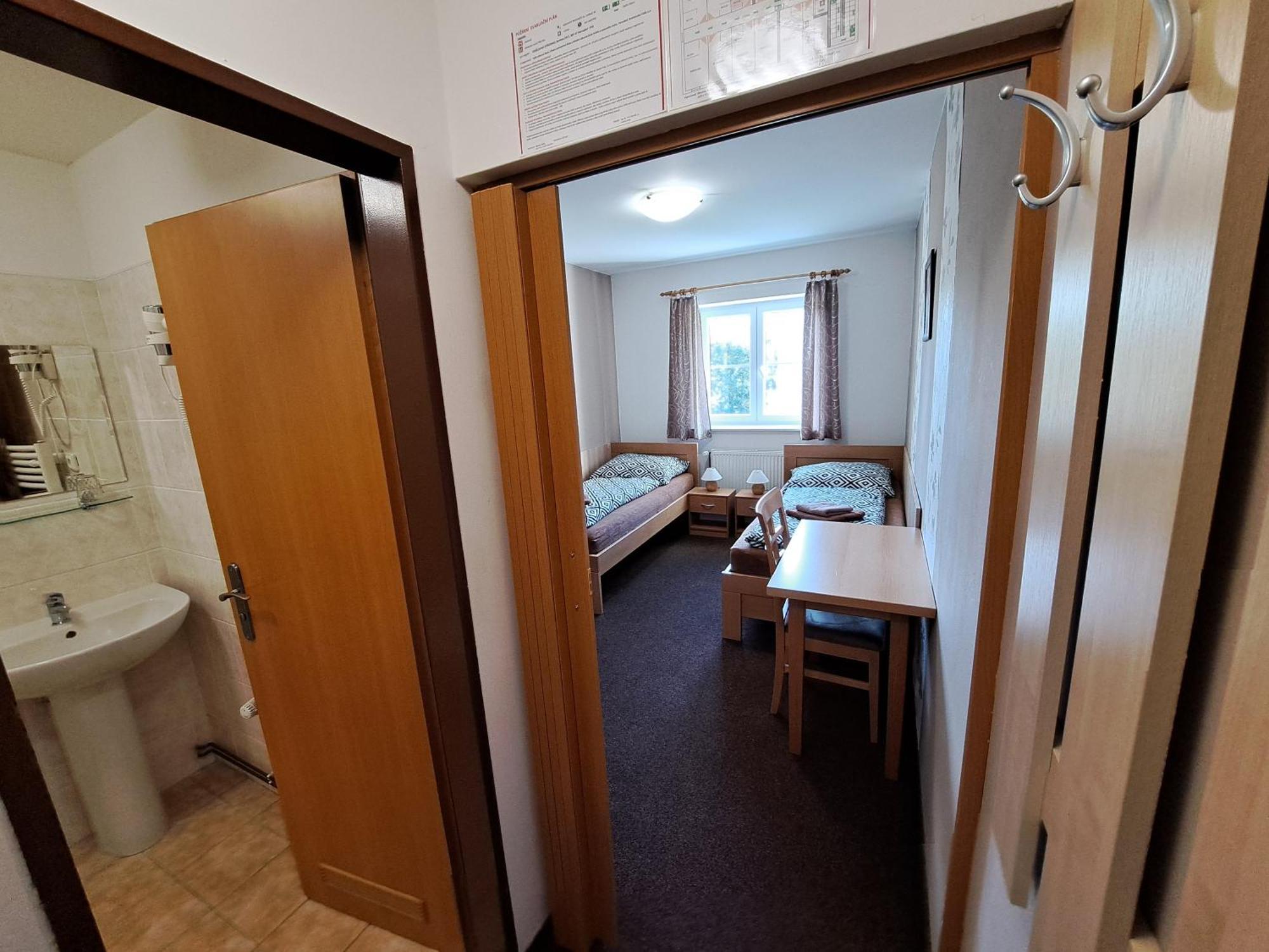 Vzdelavaci Stredisko A Hotel Варнсдорф Екстериор снимка
